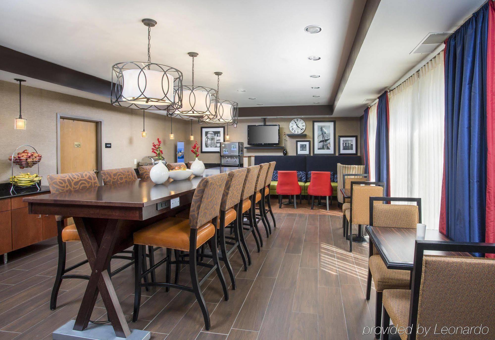 Hampton Inn Wichita-East Exteriér fotografie